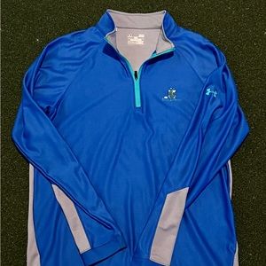 Under Armour Large 1/4 zip with logo